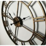 orologio industriale in metallo