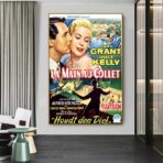 locandina del film con la mano al colletto