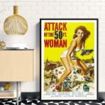 locandina del film lattacco della donna di 50 piedi