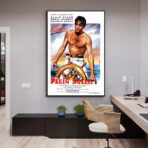 poster in pieno sole