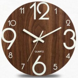 orologio da parete marrone