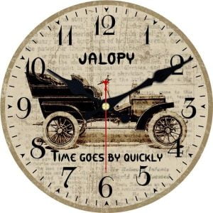 orologio da parete di una vecchia automobile