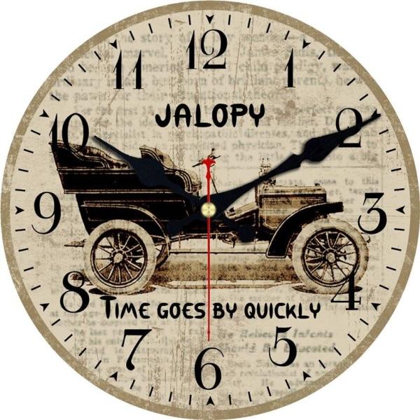 orologio da parete di una vecchia automobile orologio da parete di una vecchia automobile