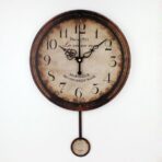 orologio da parete con pendolo