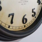 orologio vintage di fabbrica