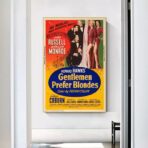 poster gli uomini preferiscono le bionde