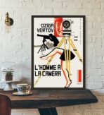 il poster delluomo con la macchina fotografica