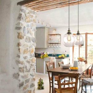 lampadario vintage con sfera di vetro