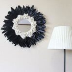 specchio rotondo con piume