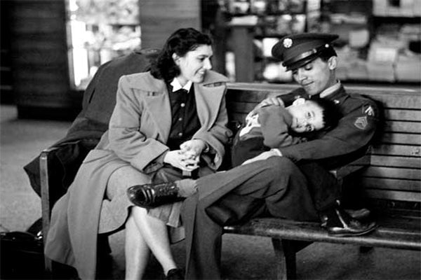 père soldat mère fils année 50