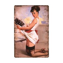 piastra metallica vintage pin up cook