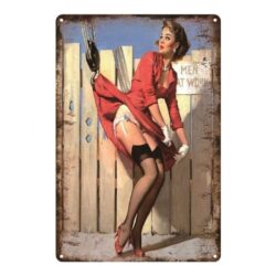 targa in metallo vintage pin up rossa