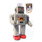 robot giocattolo vintage